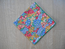 Load image into Gallery viewer, Vintage Design Liberty Handkerchief