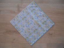 Load image into Gallery viewer, Lodden Liberty Headscarves