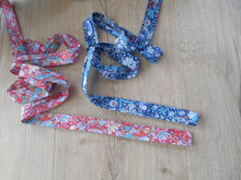 Load image into Gallery viewer, Strawberry Thief Liberty Bias Binding