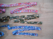 Load image into Gallery viewer, Strawberry Thief Liberty Bias Binding