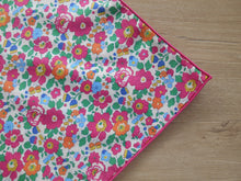 Load image into Gallery viewer, Betsy Liberty Headscarves

