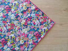 Load image into Gallery viewer, Thorpe Liberty Headscarves
