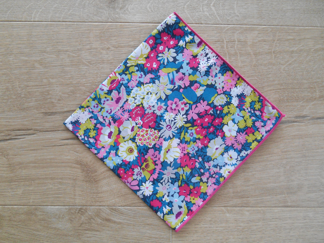 Thorpe Liberty Handkerchief